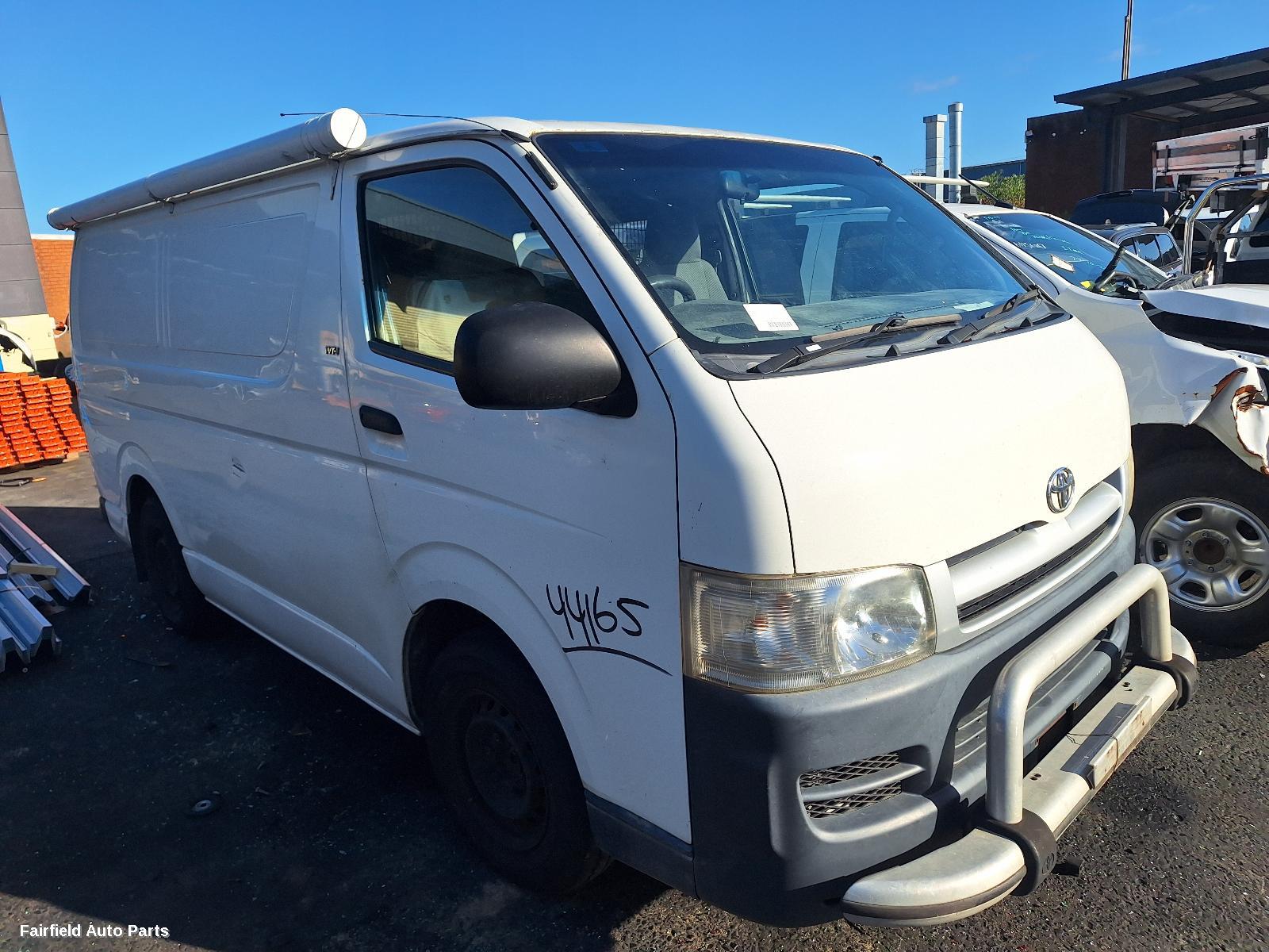2005-2009 Toyota Hiace Axle
