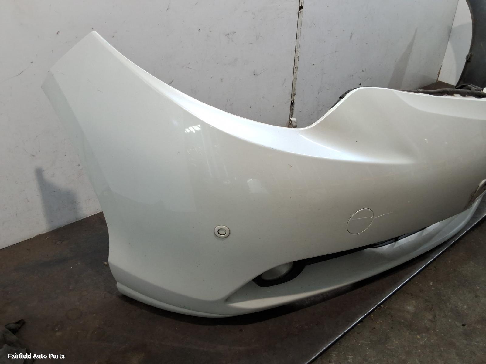 2006-2008 Toyota Tarago Front Bumper
