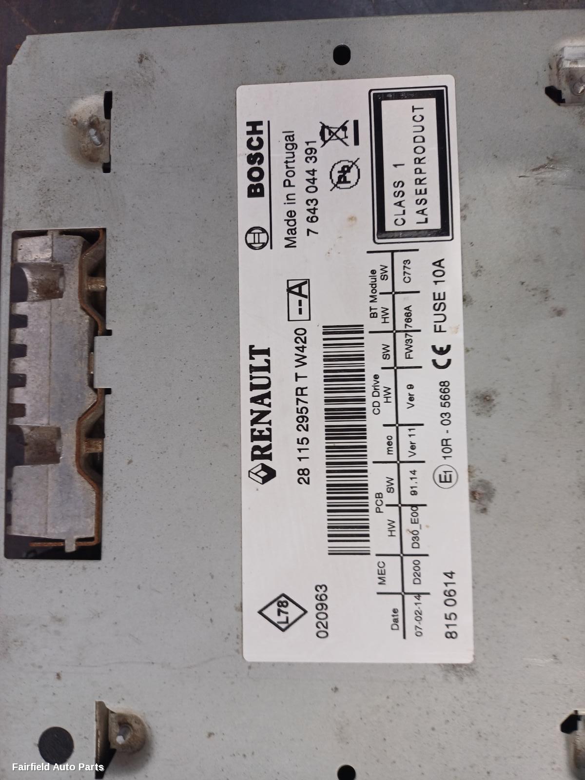 2010-2014 Renault Trafic Radio Cd Dvd Sat Tv