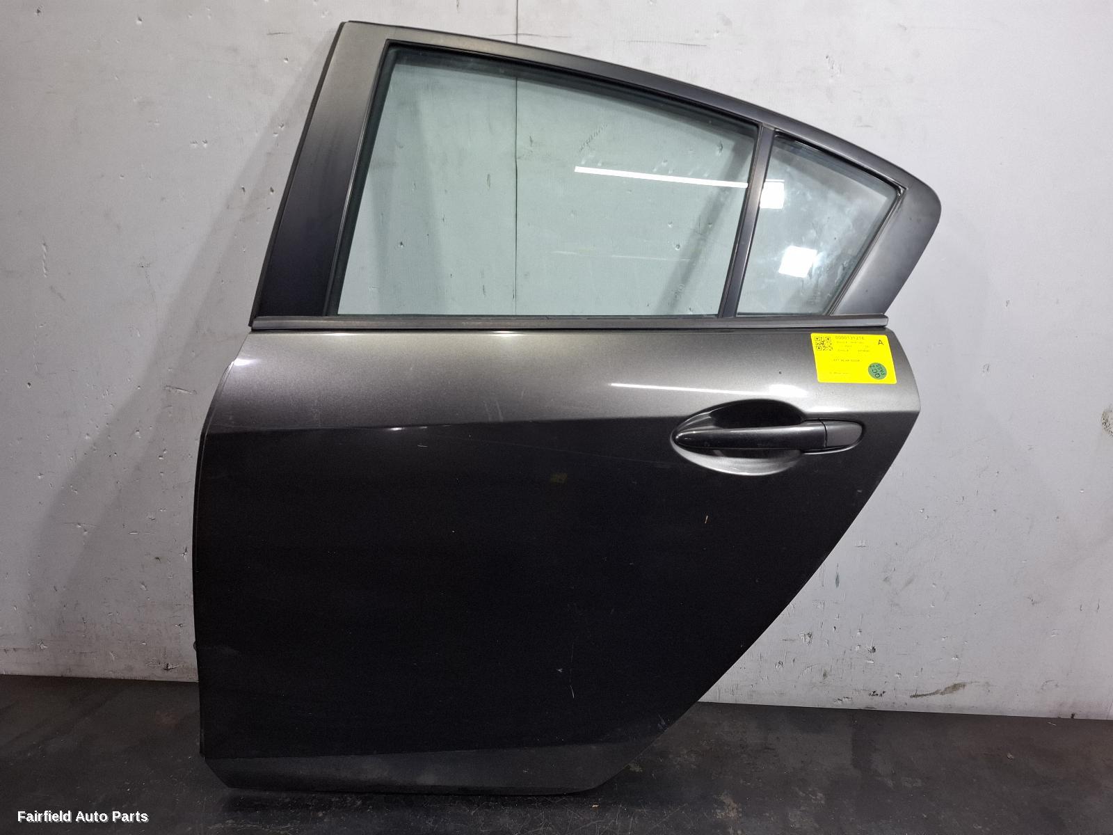 2009-2013 Mazda 3 Left Rear Door Sliding