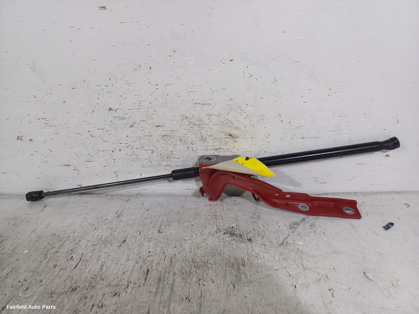 2024-2026 Chery Tiggo 4 Pro Bonnet Hinge Strut