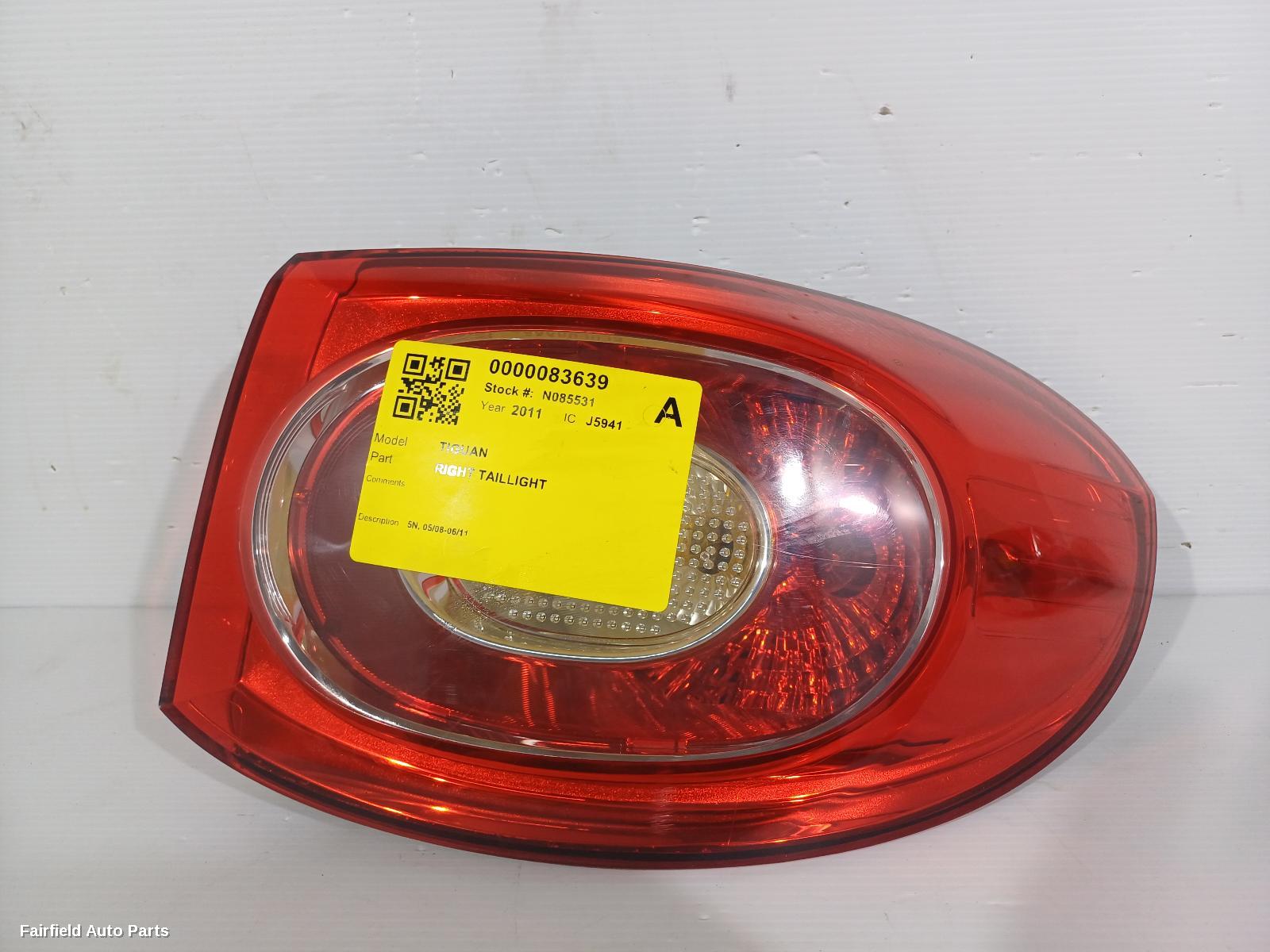2008-2011 Volkswagen Tiguan Right Taillight