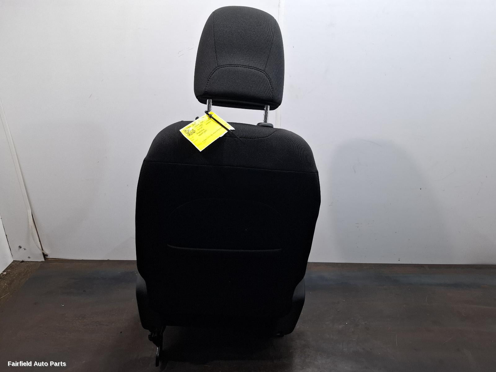 2015-2020 Jeep Renegade Front Seat