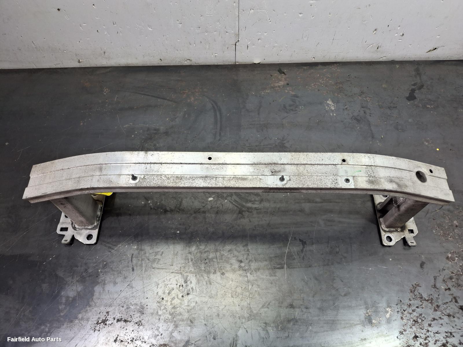 2013-2019 Renault Clio F Bar Reinforc Brack