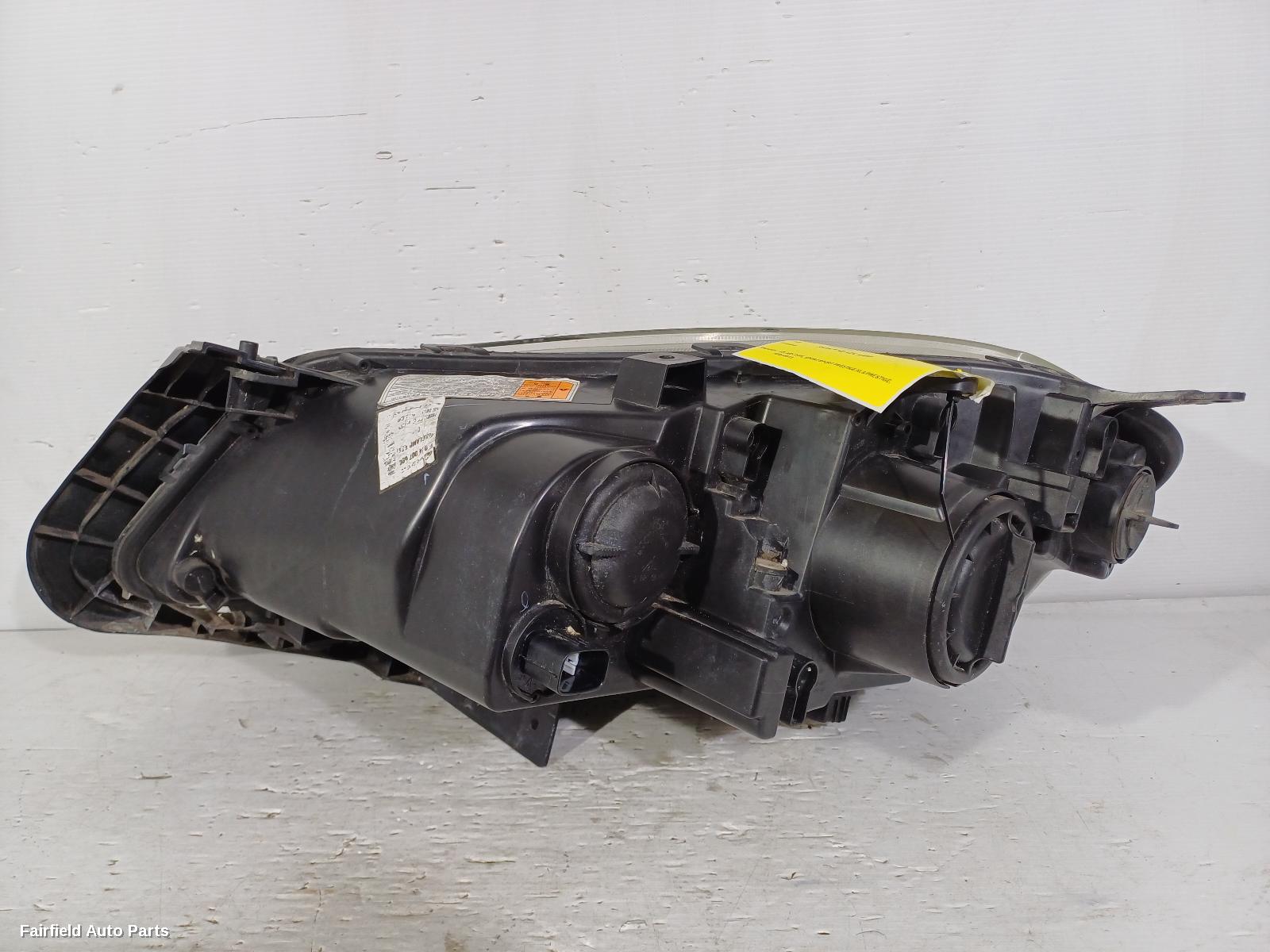 2009-2013 Suzuki Kizashi Right Headlamp
