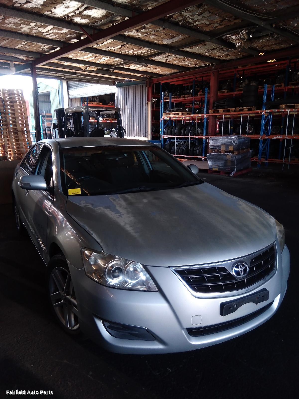 2006-2009 Toyota Aurion Right Rear Door Sliding