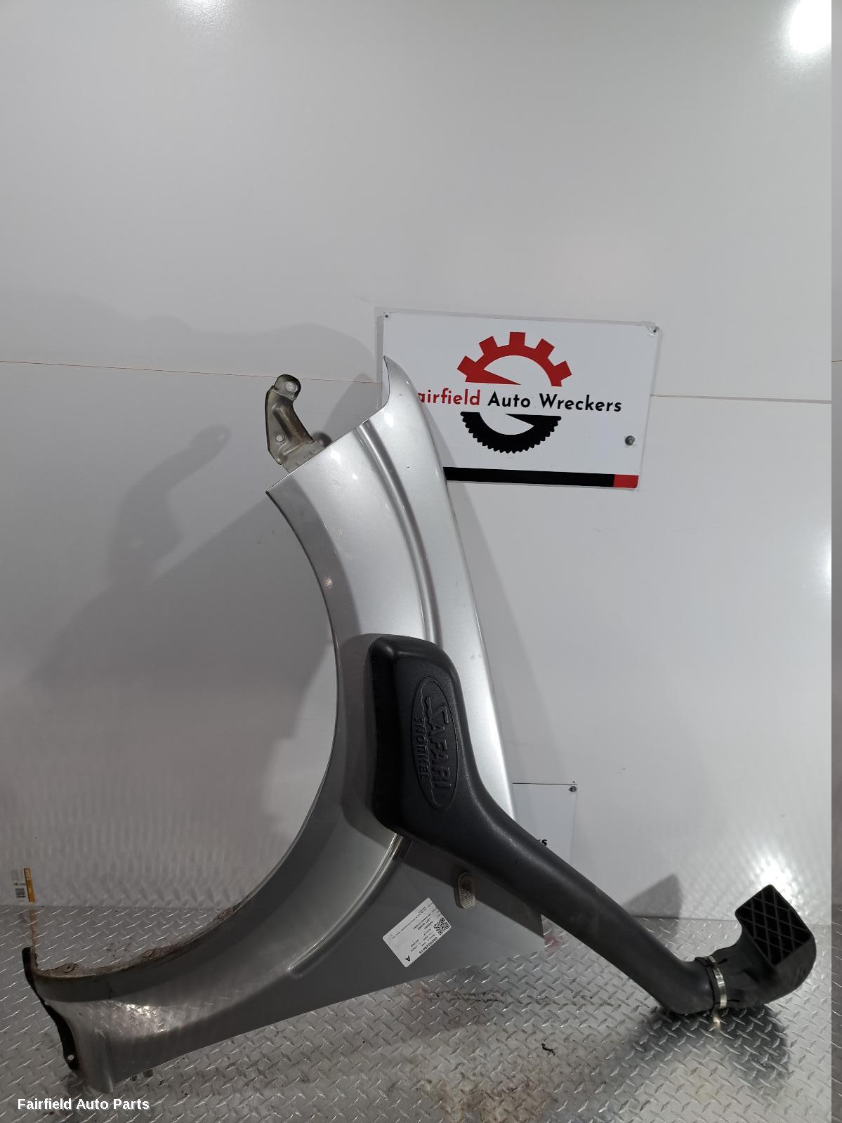 2005-2015 Nissan Navara Left Guard