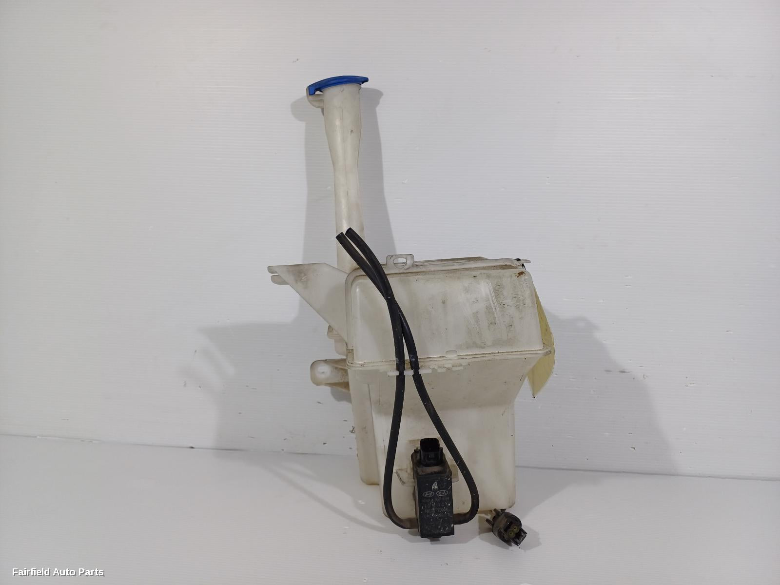 2011-2015 Hyundai I40 Washer Bottle