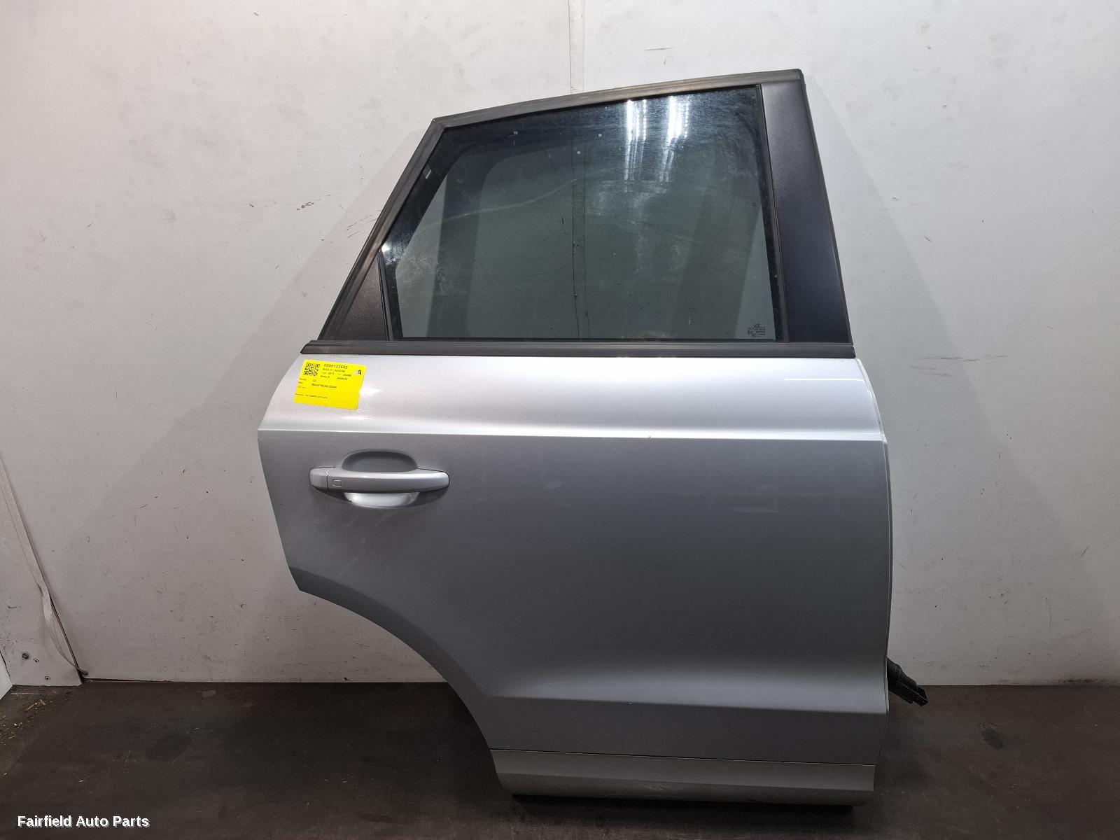 2012-2018 Audi Q3 Right Rear Door Sliding