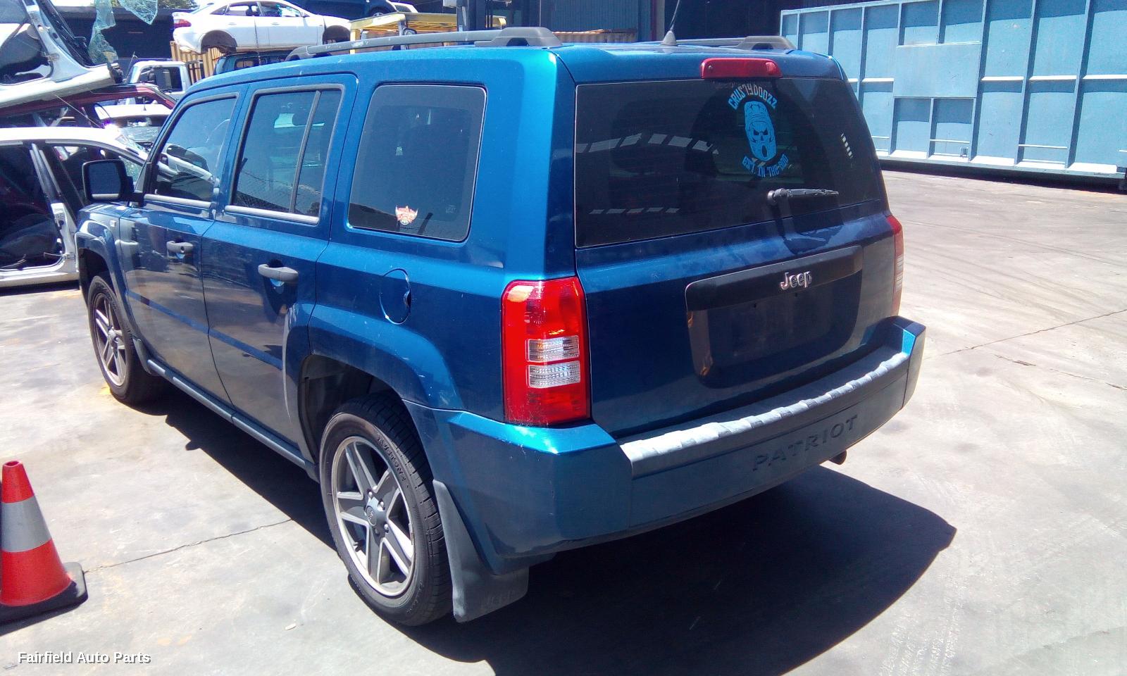 2009-2016 Jeep Patriot Right Front Door