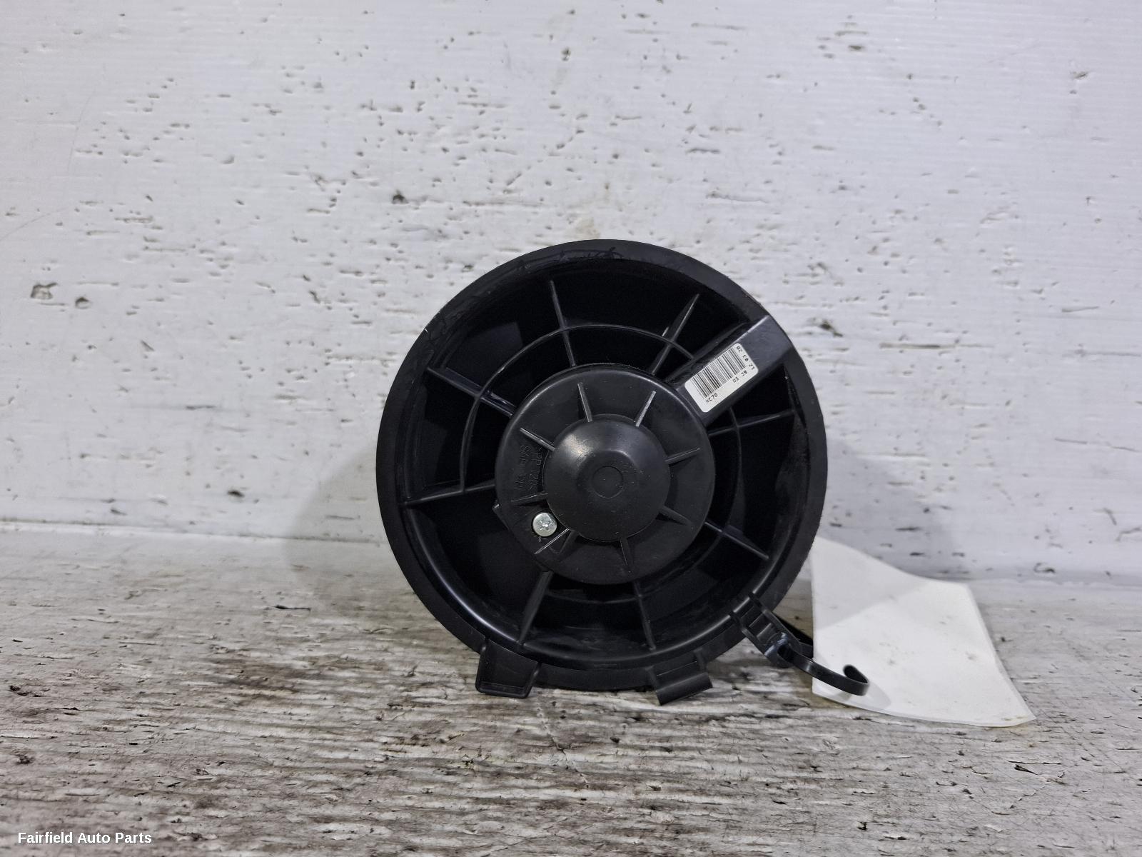 2007-2014 Nissan Dualis Heater Fan Motor