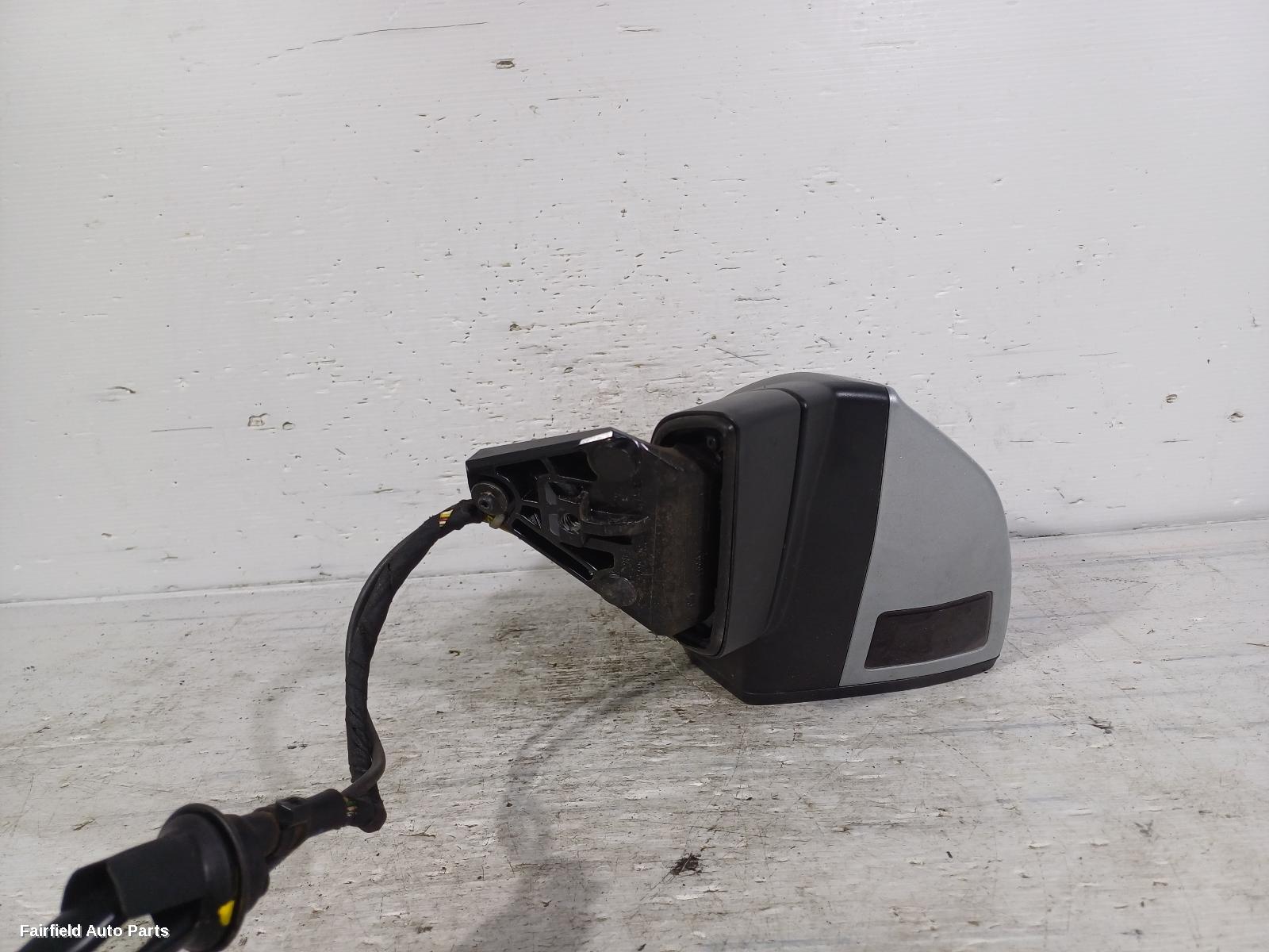 2015-2020 Audi Q7 Right Door Mirror
