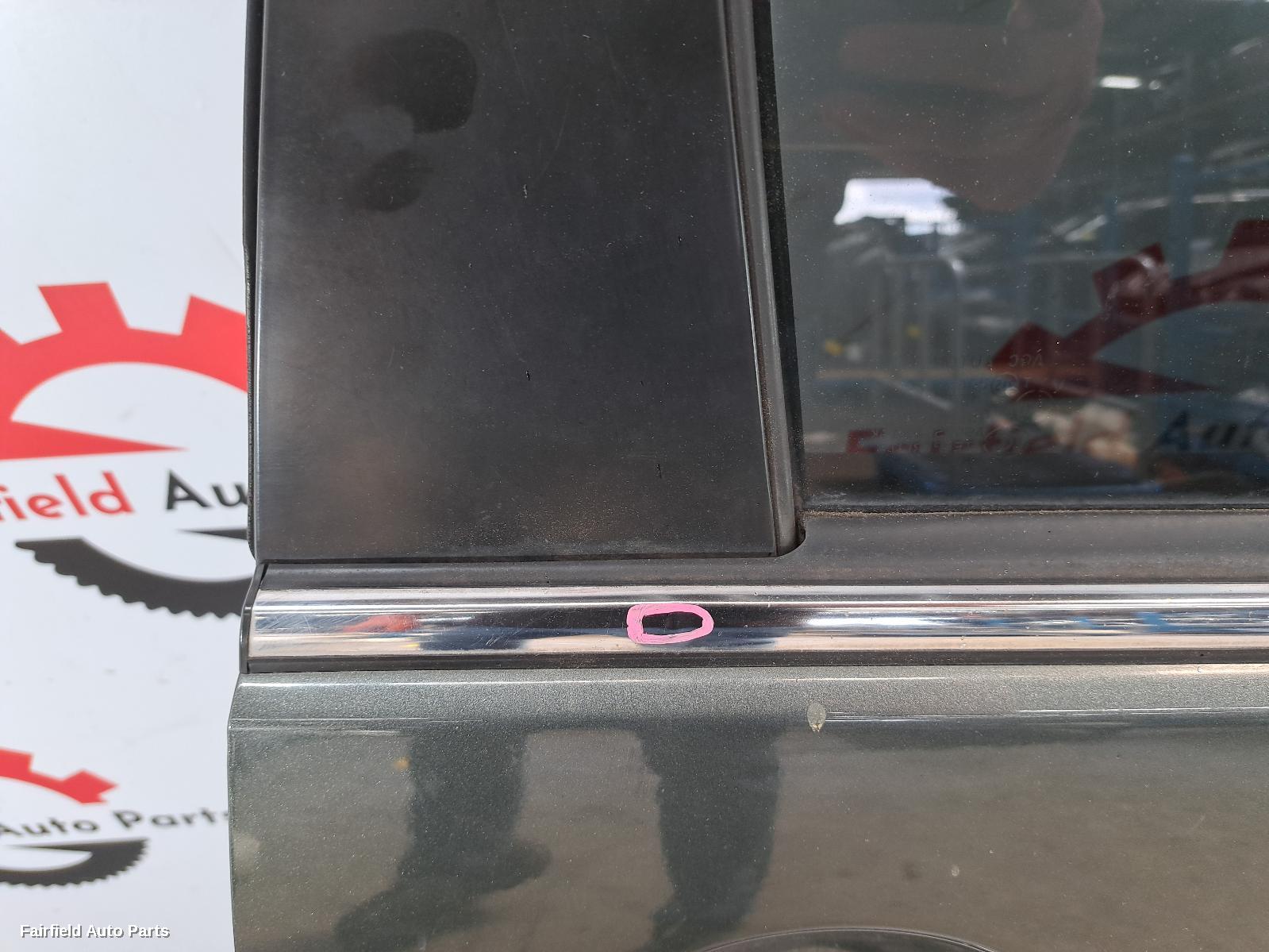 2006-2009 Mitsubishi Outlander Right Rear Door Sliding