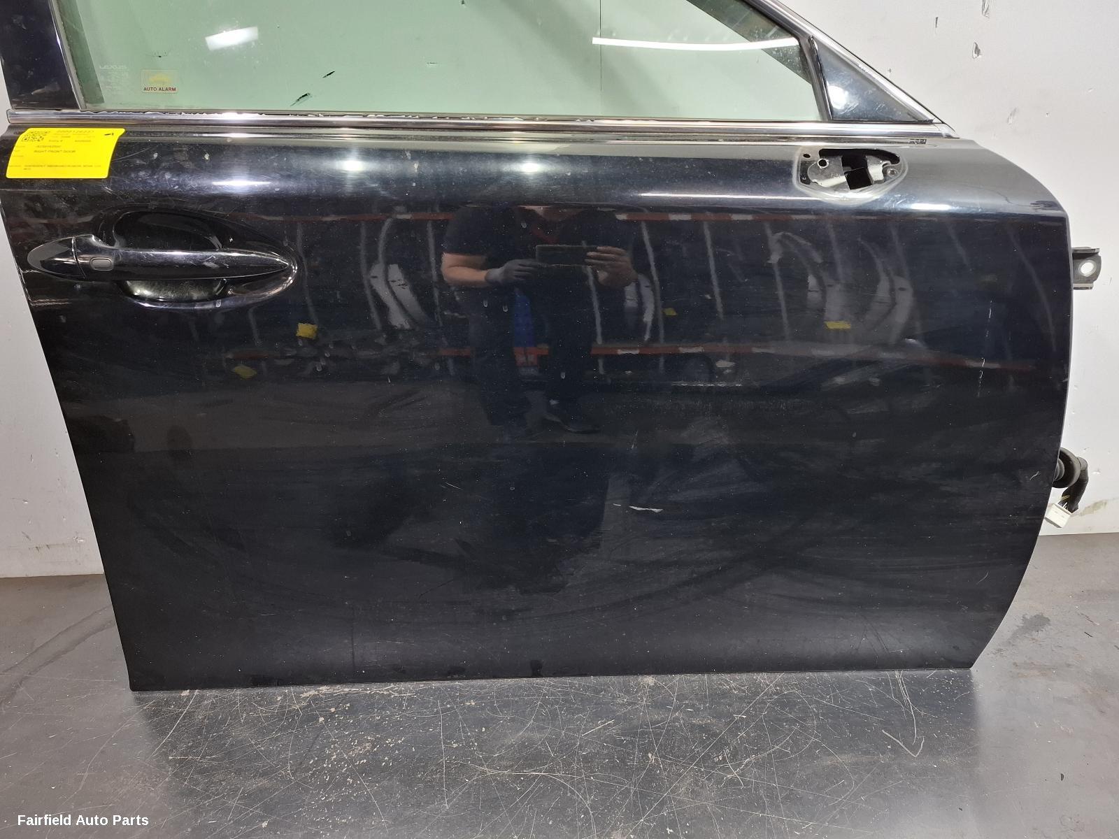 2005-2013 Lexus Is250/is250c Right Front Door