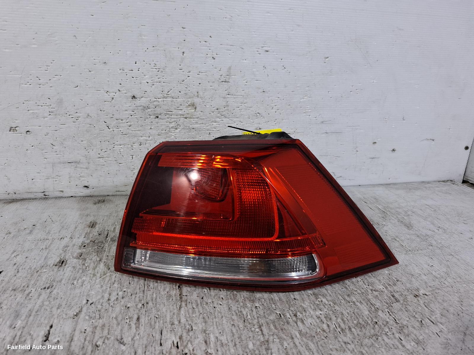 2012-2017 Volkswagen Golf Right Taillight