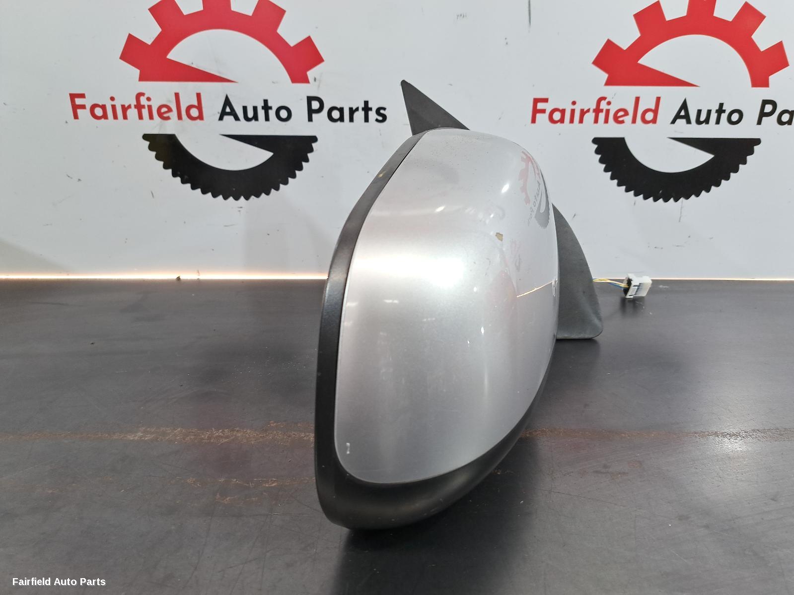 2009-2012 Mitsubishi Outlander Right Door Mirror
