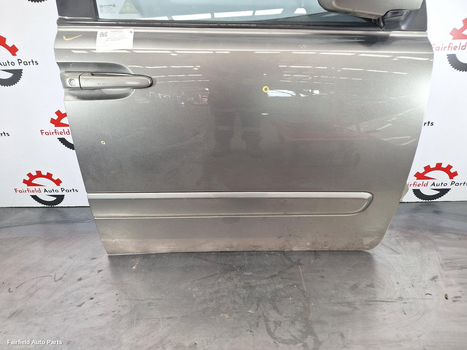 2005-2014 Kia Carnival/grand Carnival Right Front Door