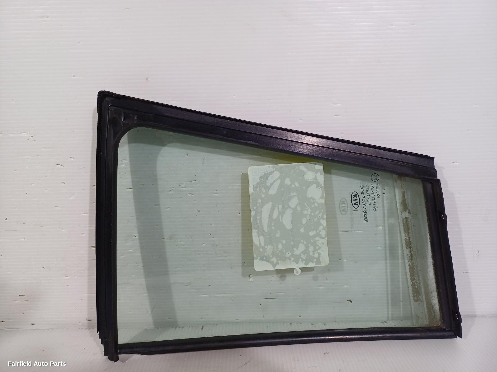 2013-2015 Kia Sportage Right Rear 1 4 Door Glass