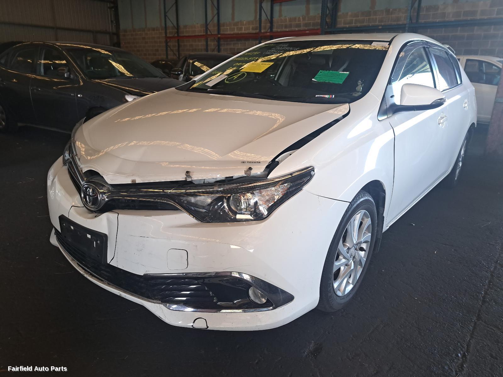 2012-2018 Toyota Corolla Courtesy Light