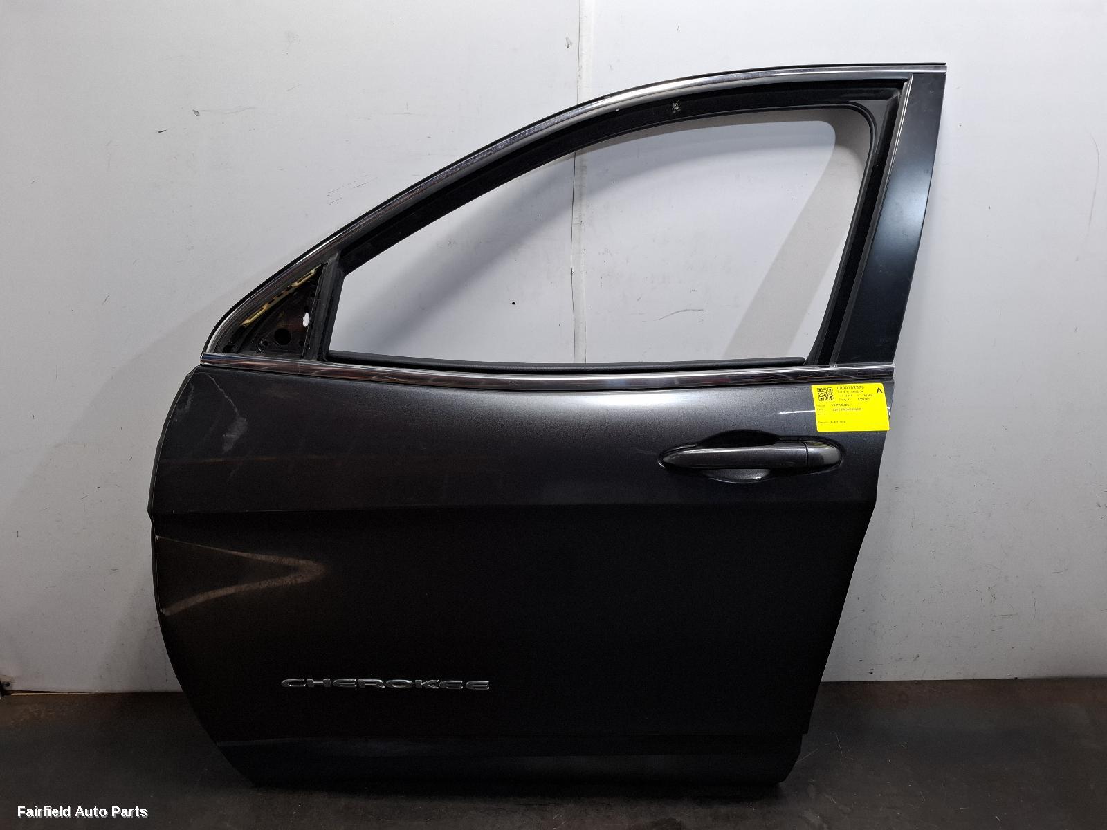 2014-2022 Jeep Cherokee Left Front Door