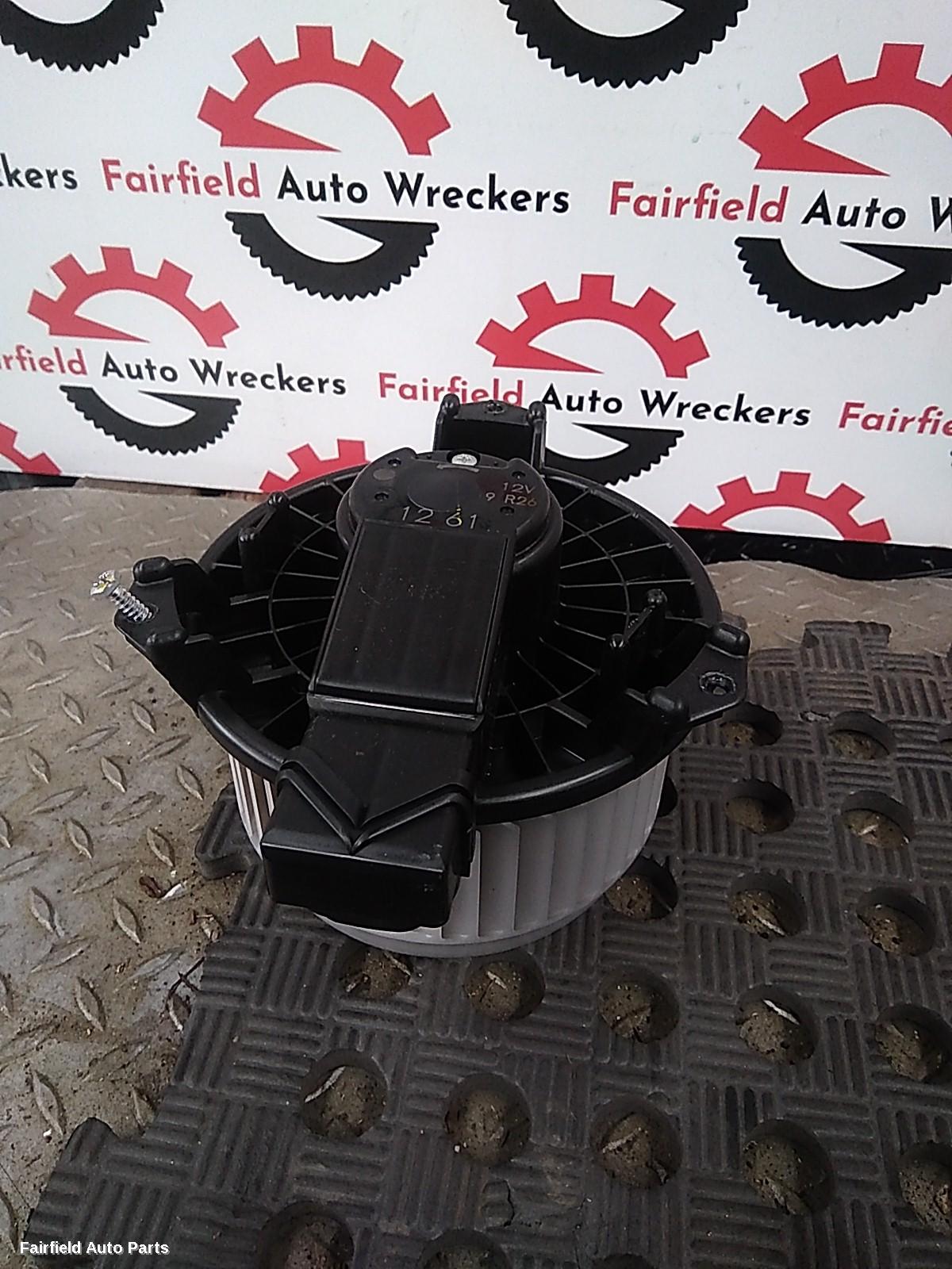 2011-2019 Toyota Yaris Heater Fan Motor