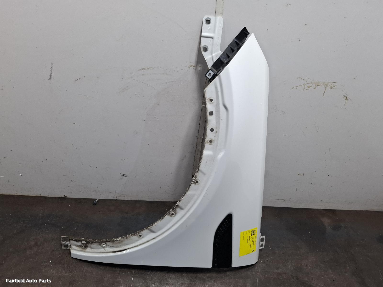 2015-2026 Land Rover Discovery Sport Left Guard