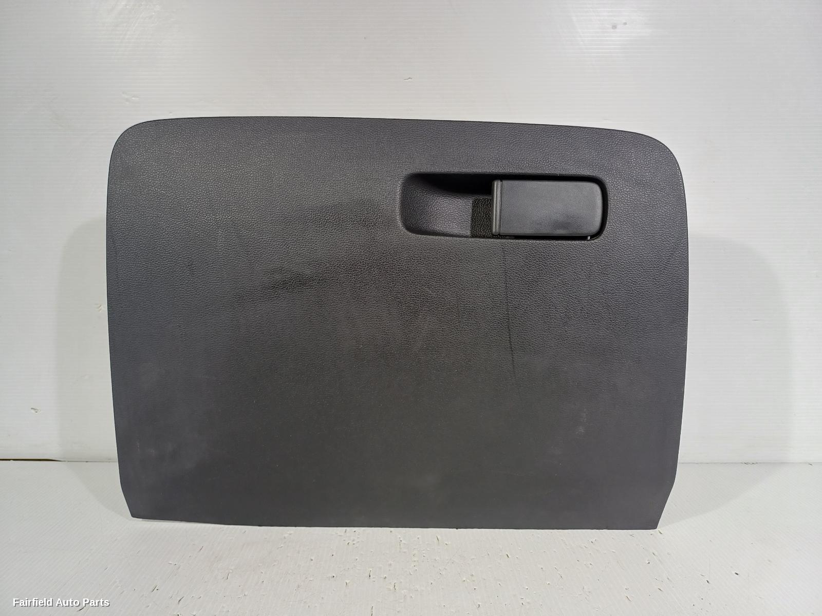 2017-2025 Mg Zs Glove Box