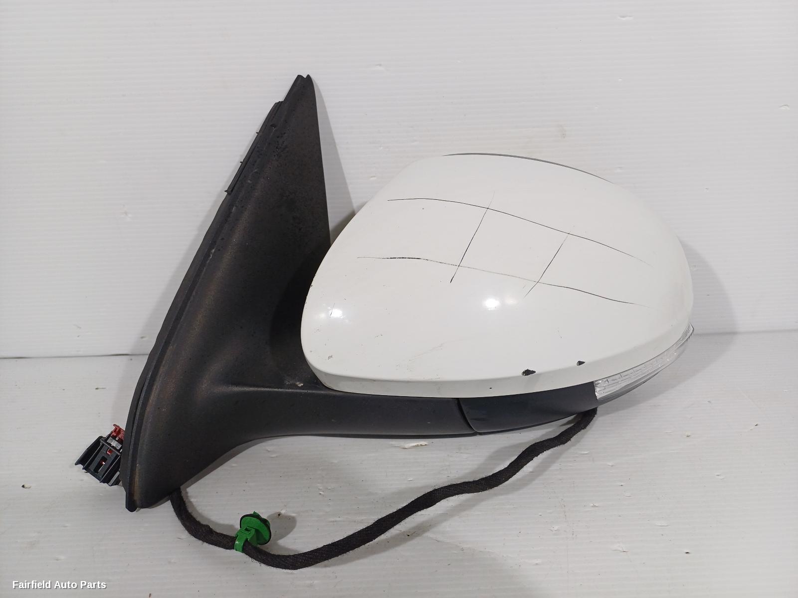 2008-2016 Volkswagen Tiguan Left Door Mirror