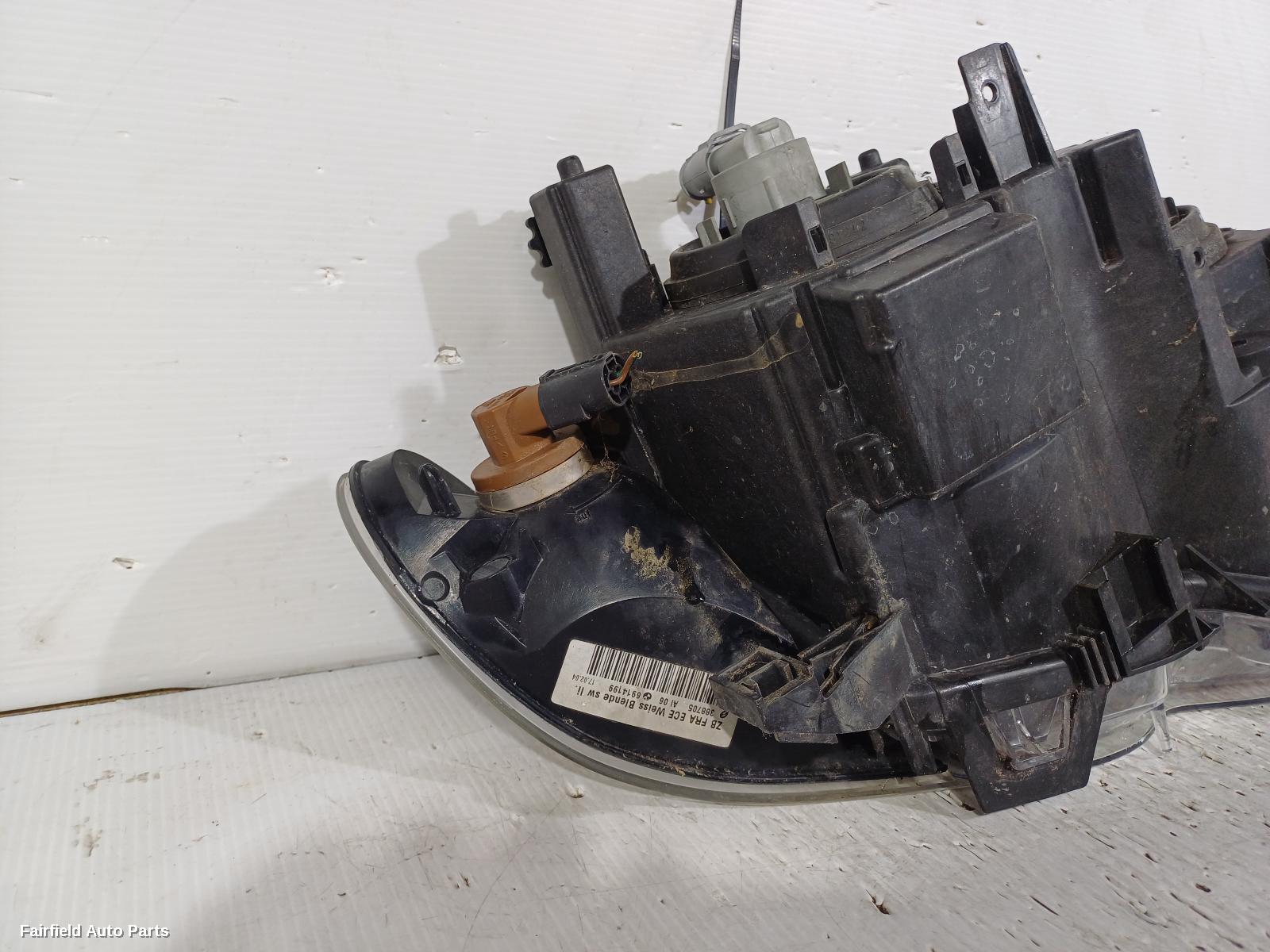 2001-2006 Bmw 3 Series Left Headlamp