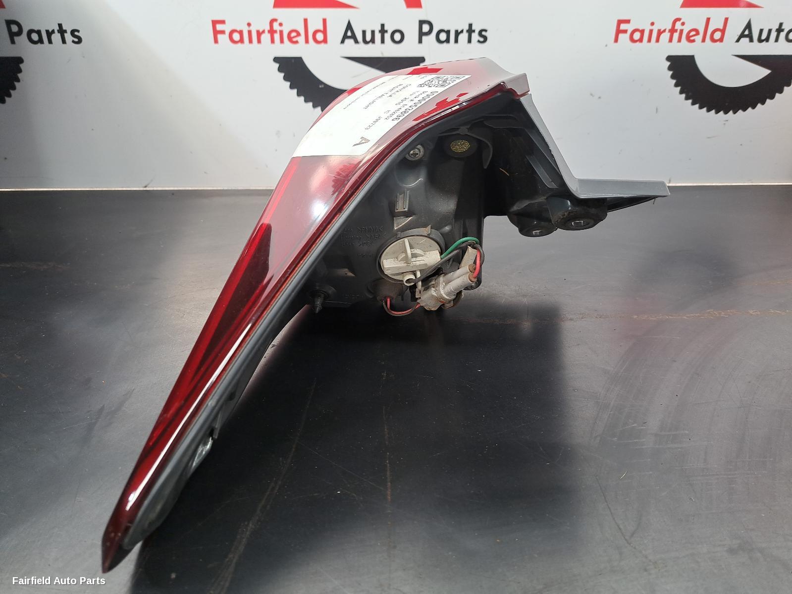 2015-2018 Toyota Corolla Right Taillight