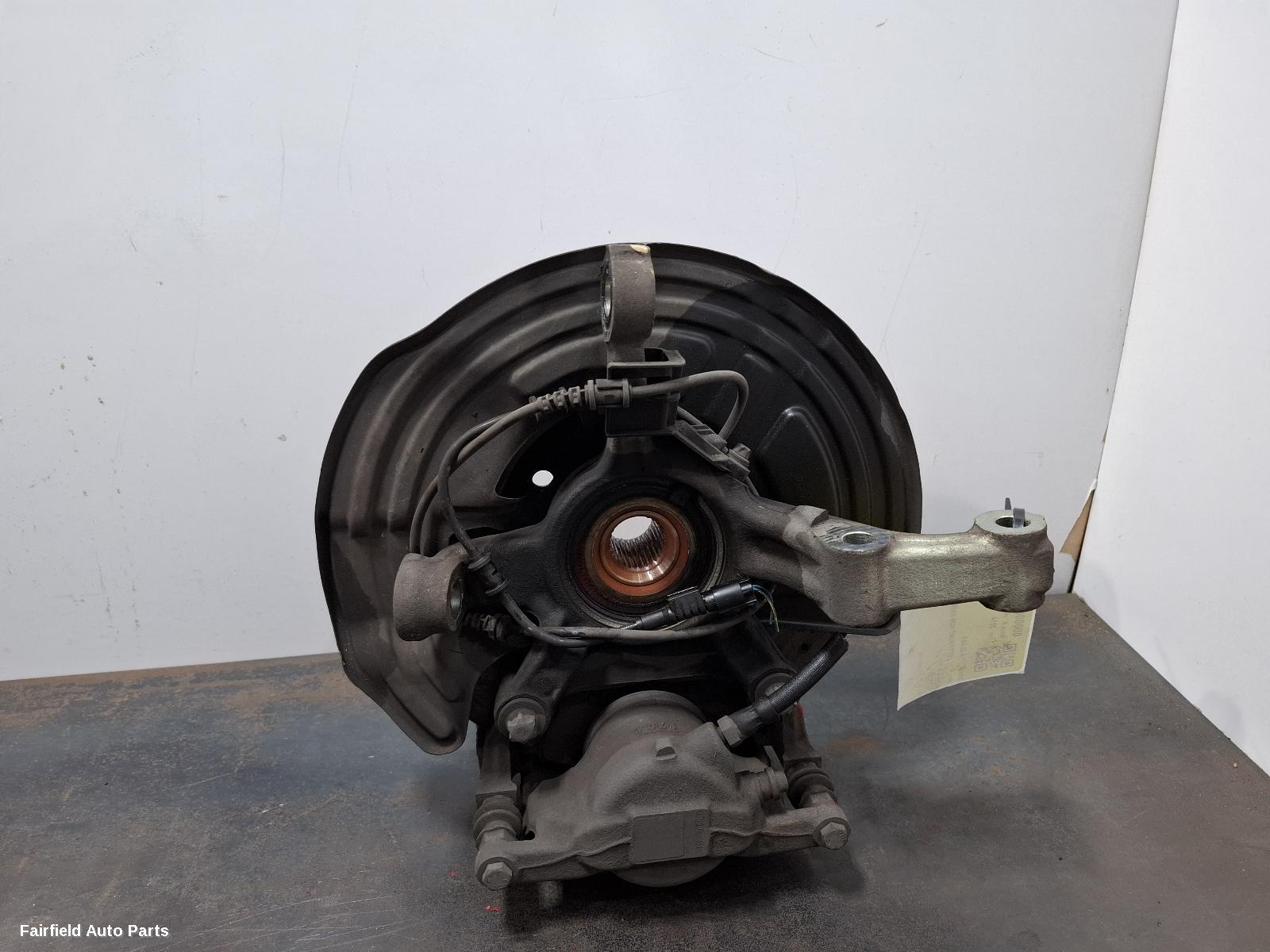 2012-2018 Mercedes A Class Left Front Hub Assembly