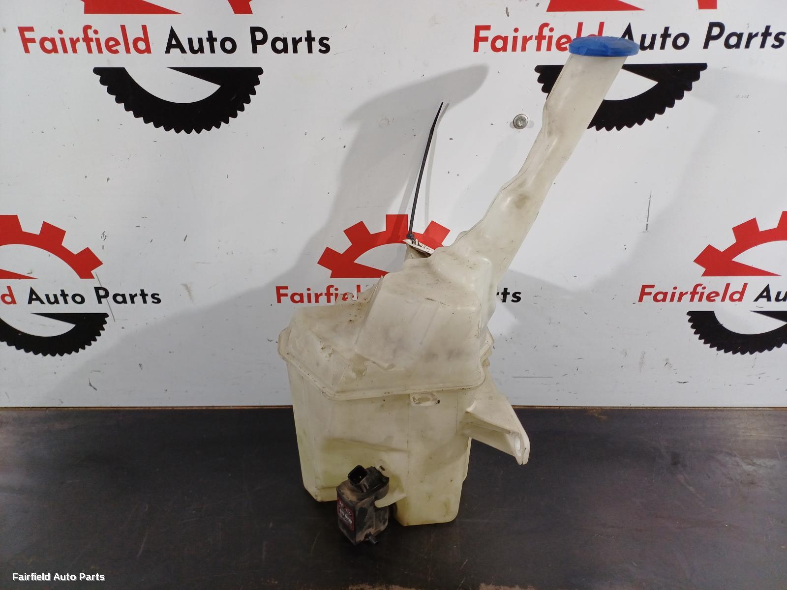 2010-2012 Hyundai I20 Washer Bottle