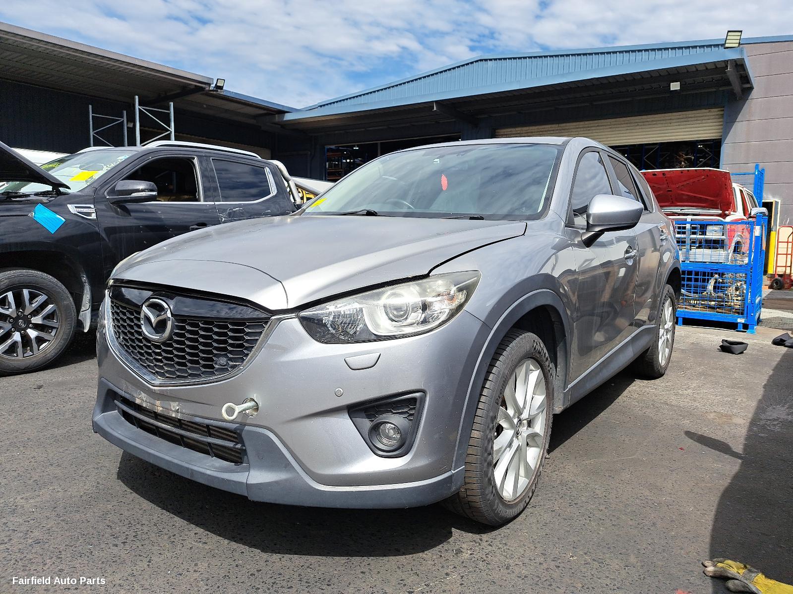 2012-2016 Mazda Cx5 Right Guard