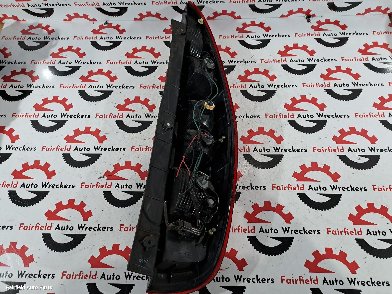 2002-2005 Mitsubishi Colt Left Taillight
