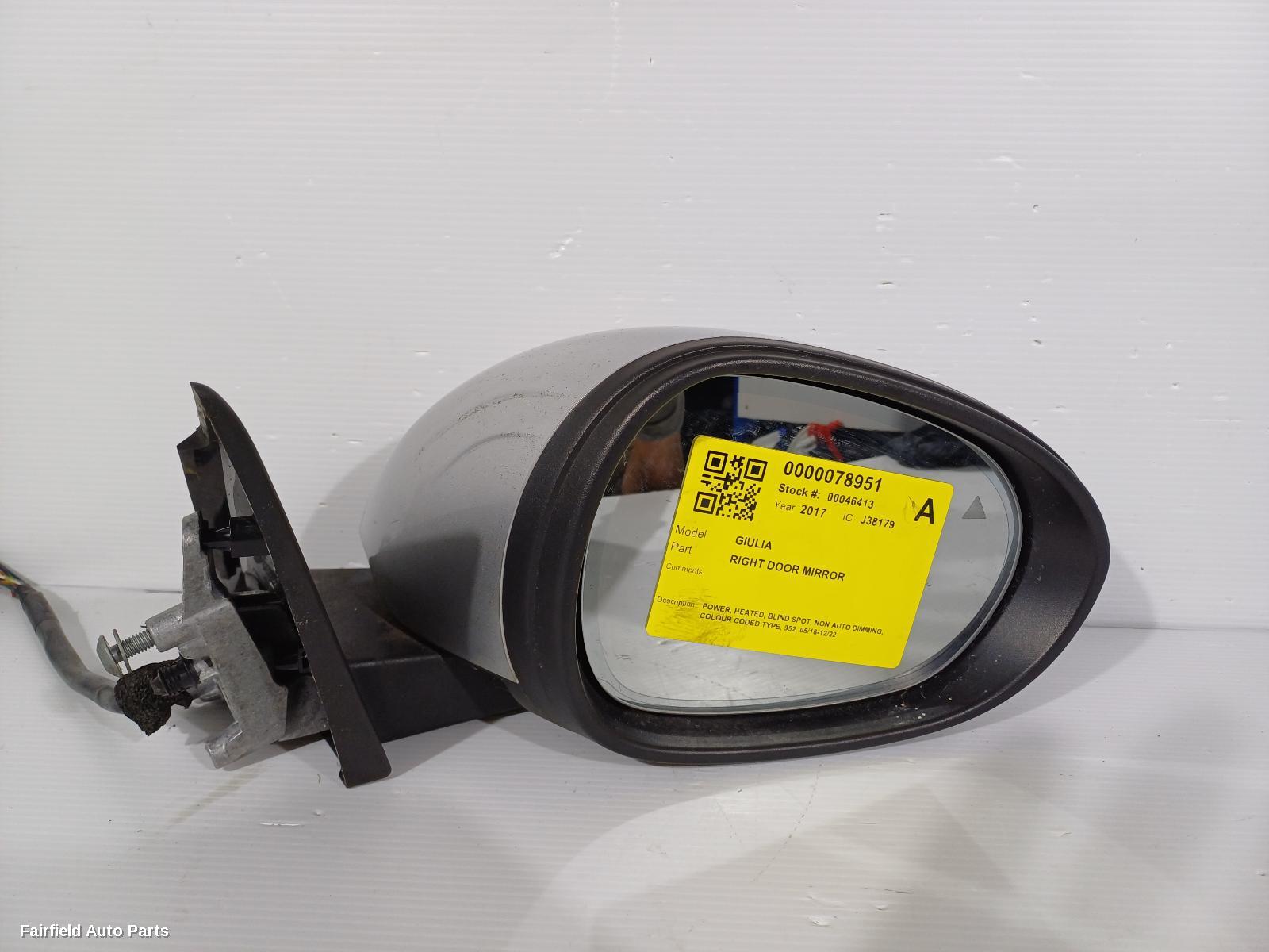 2016-2022 Alfa Romeo Giulia Right Door Mirror