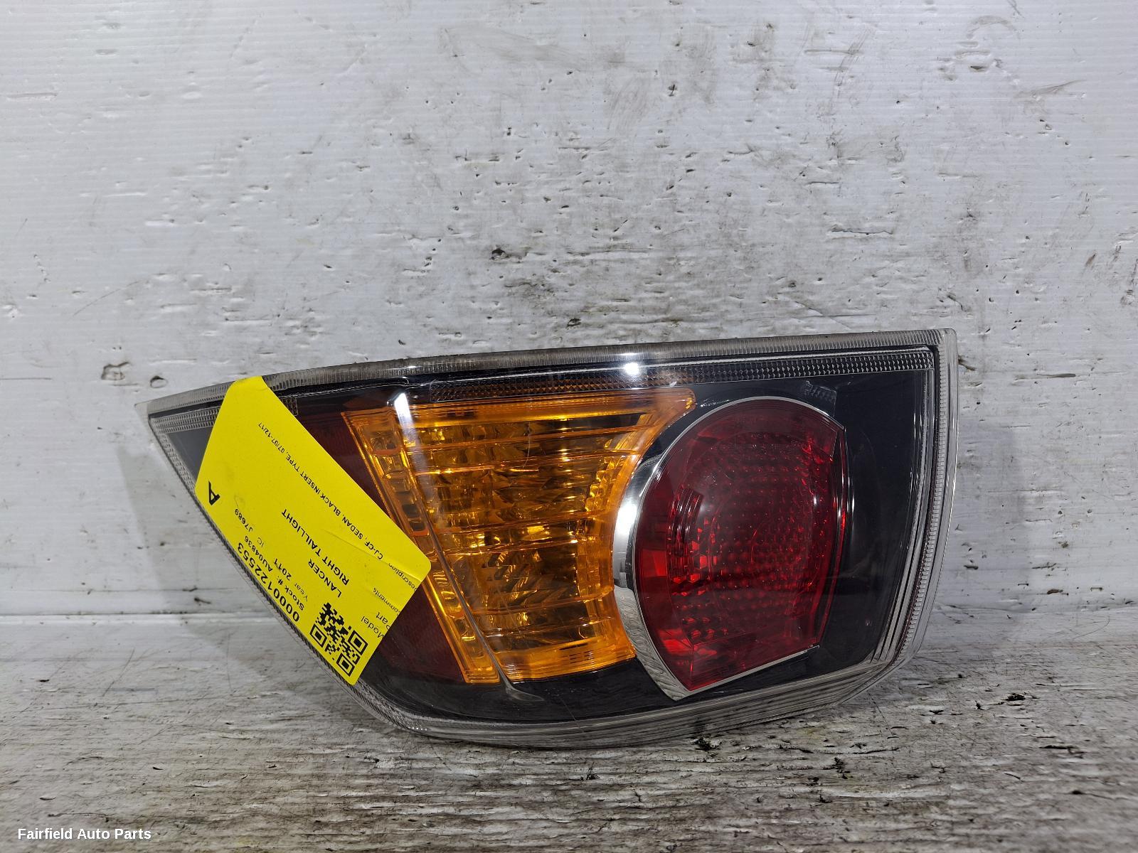 2007-2017 Mitsubishi Lancer Right Taillight