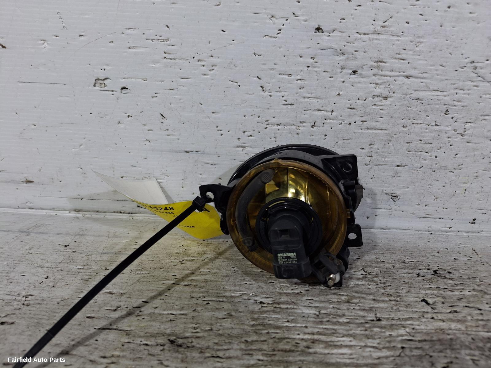2010-2016 Volkswagen Amarok Left Indicator Fog Side
