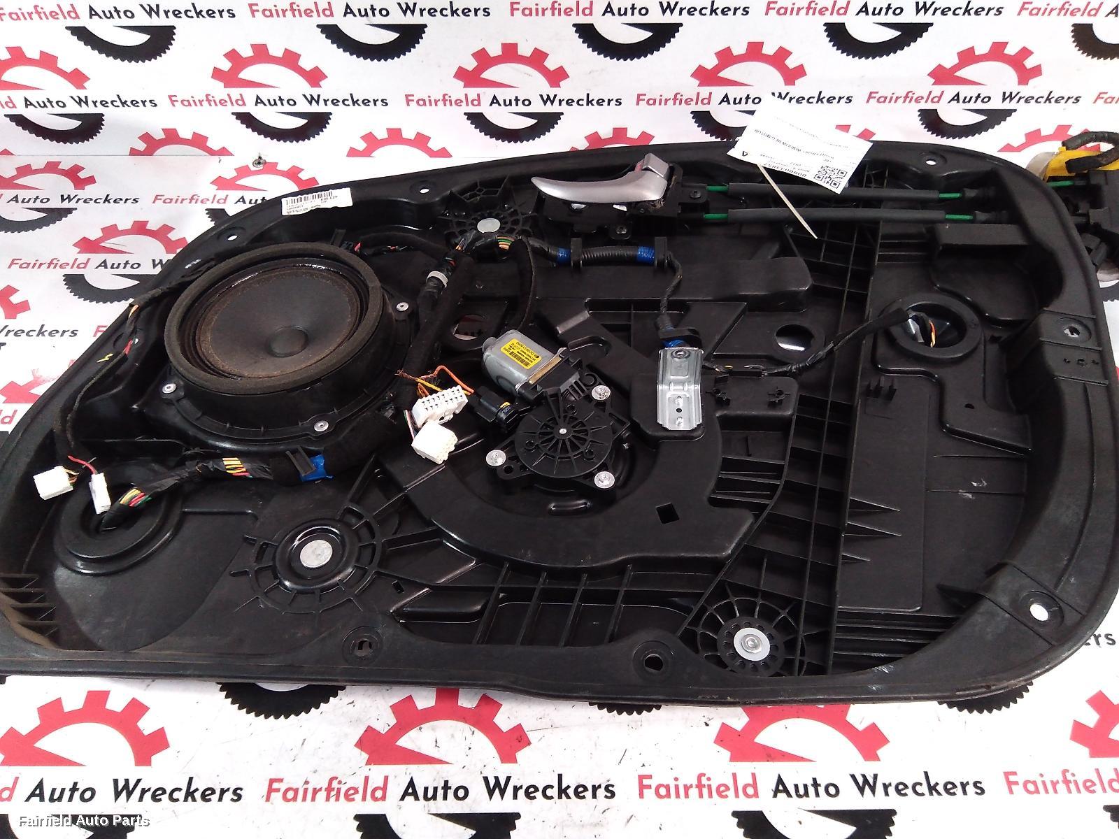 2012-2017 Hyundai I30 Right Front Window Reg Motor