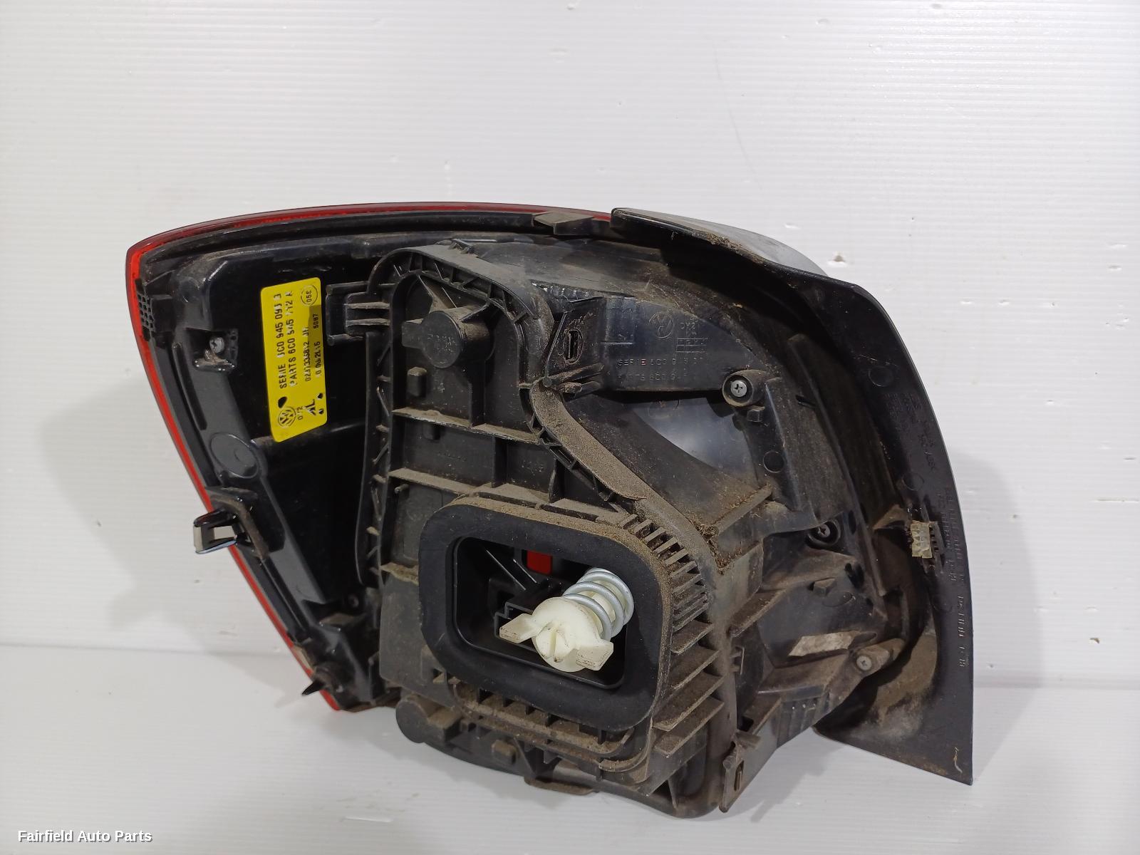2014-2017 Volkswagen Polo Right Taillight
