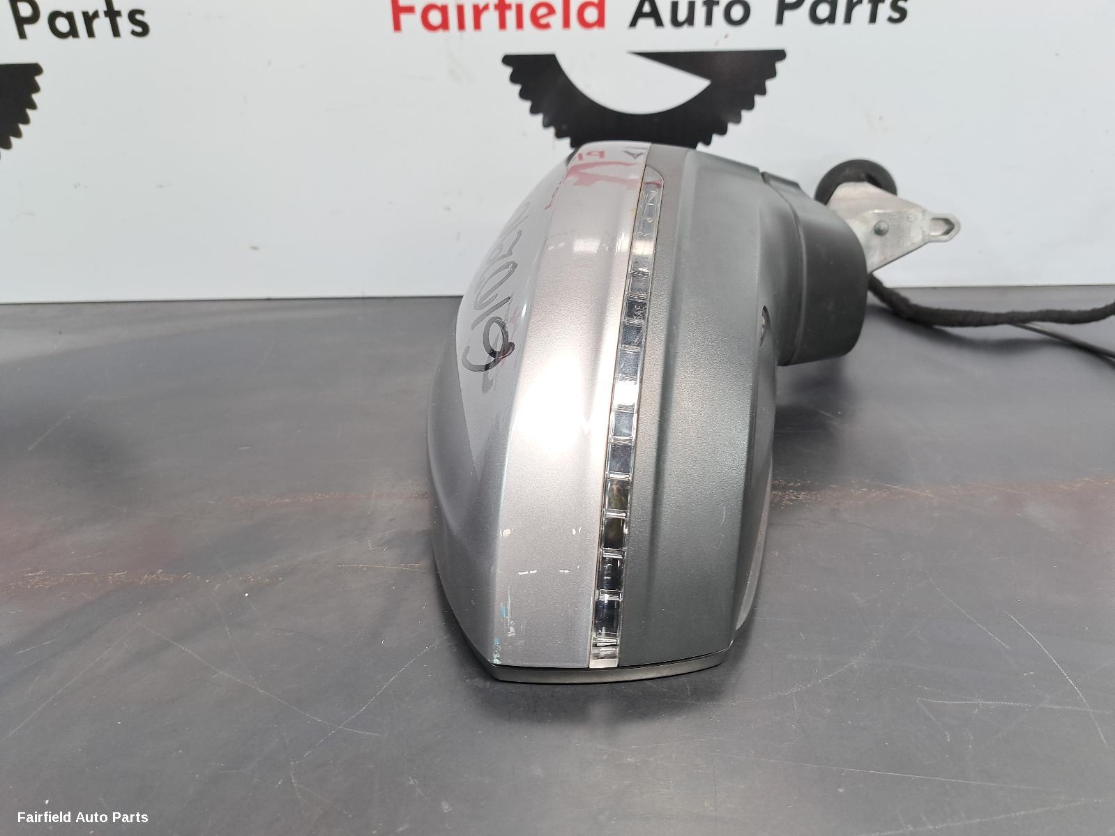 2016-2021 Volkswagen Tiguan Right Door Mirror
