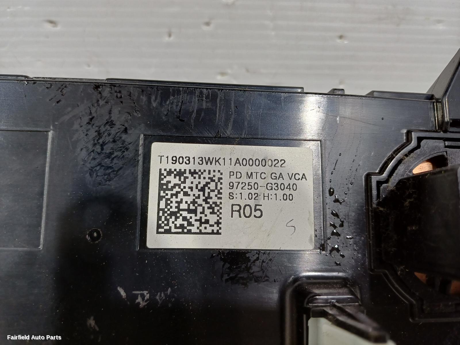 2017-2025 Hyundai I30 Heater Ac Controls