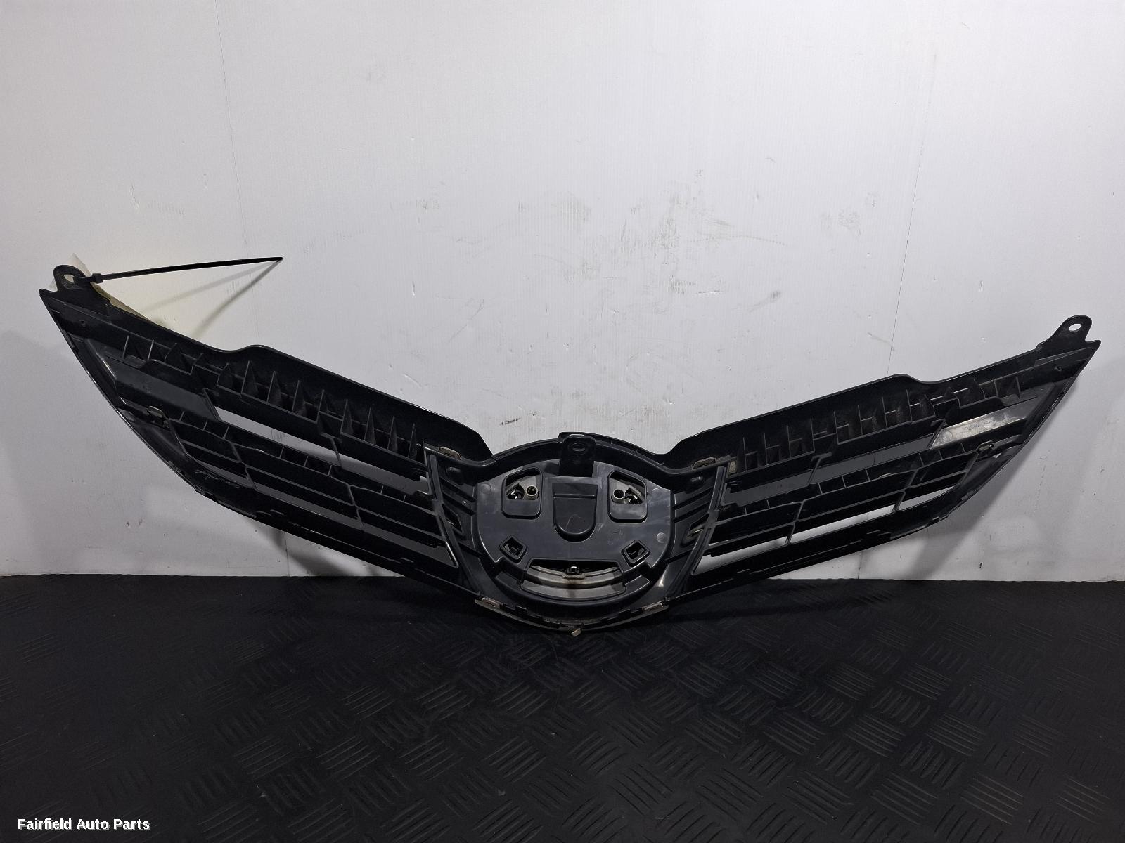 2012-2015 Toyota Corolla Grille