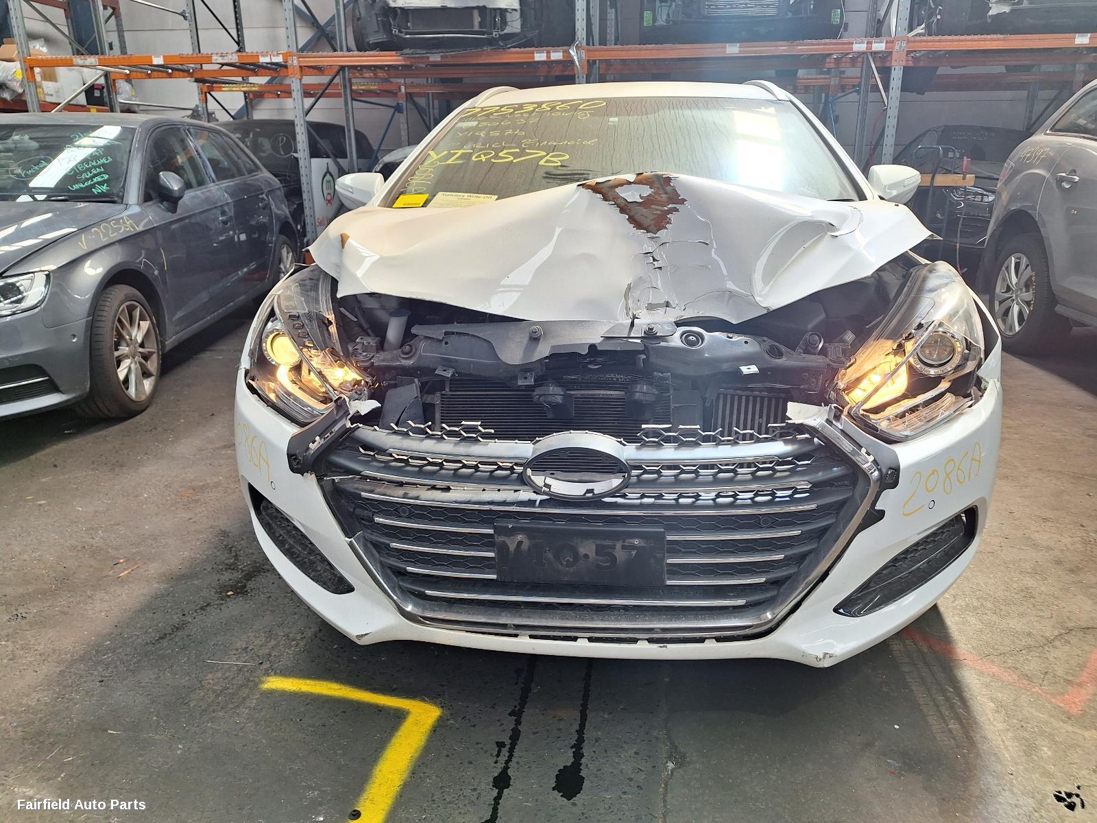 2011-2019 Hyundai I40 Right Rear Door Sliding