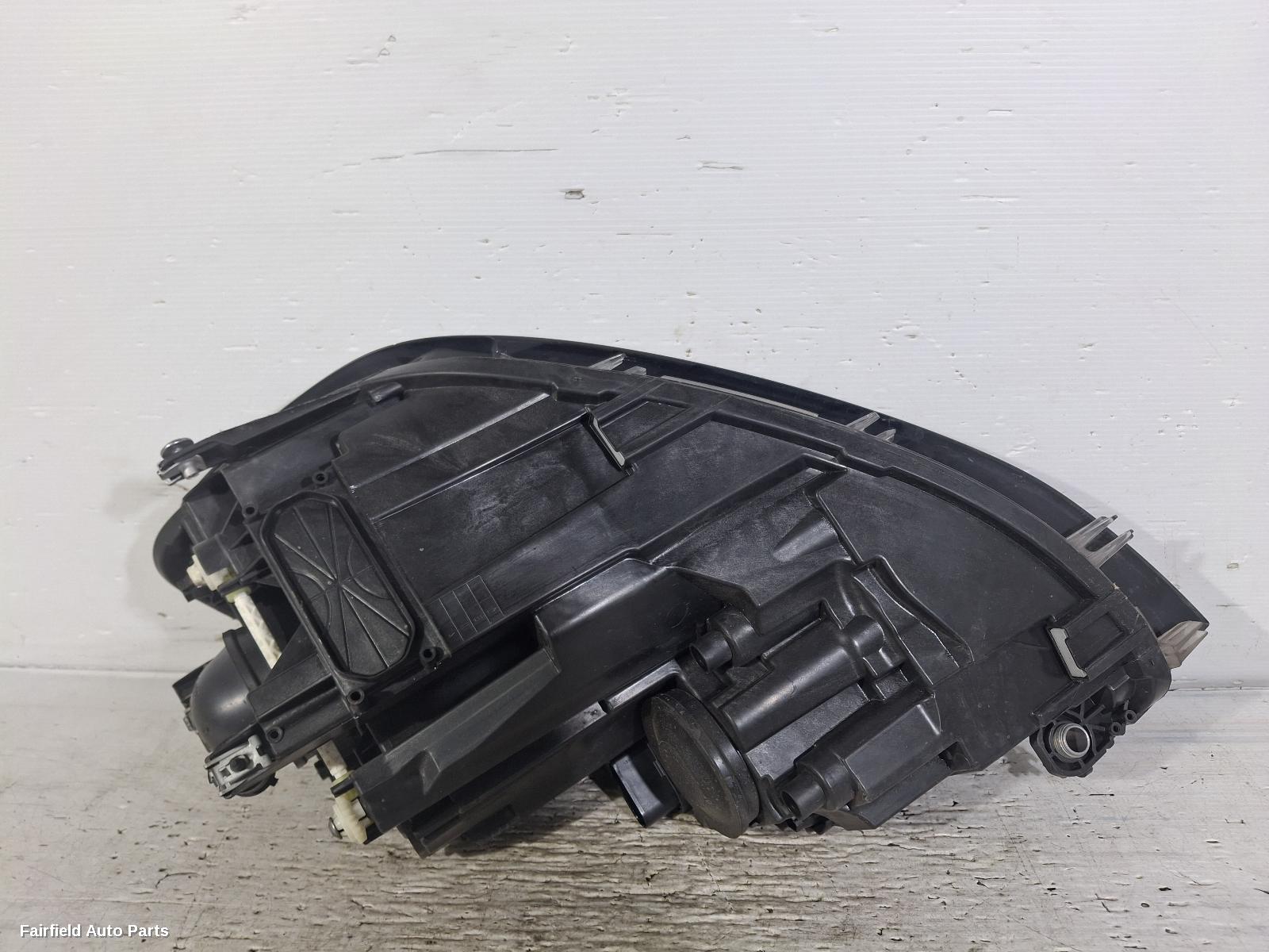 2017-2020 Volkswagen Golf Right Headlamp