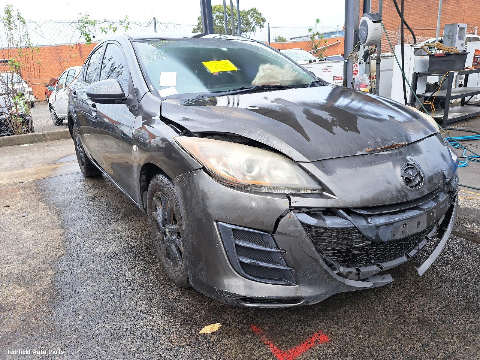 2009-2013 Mazda 3 Left Front Door Window