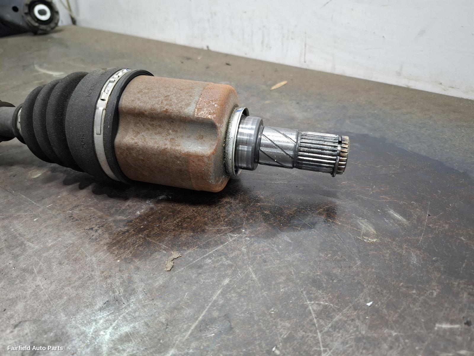 2016-2026 Renault Kaleos Left Driveshaft