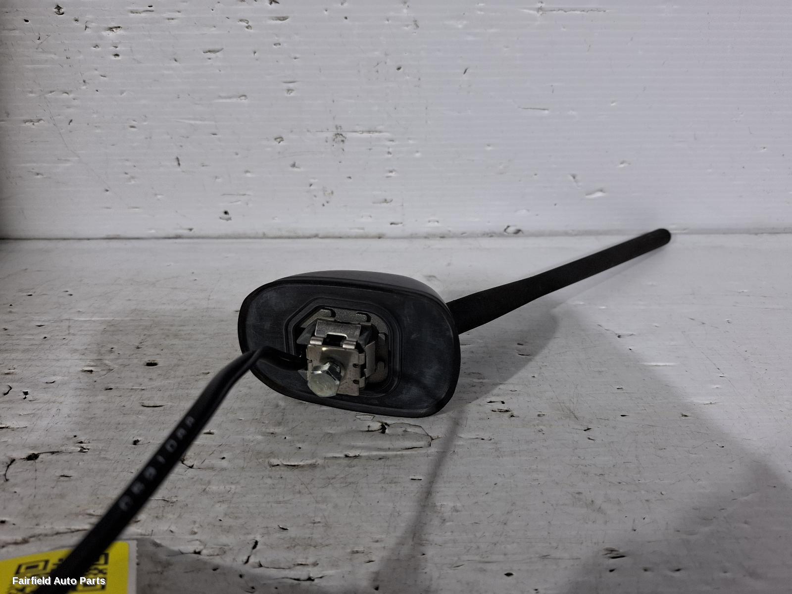 2010-2017 Suzuki Swift Antenna
