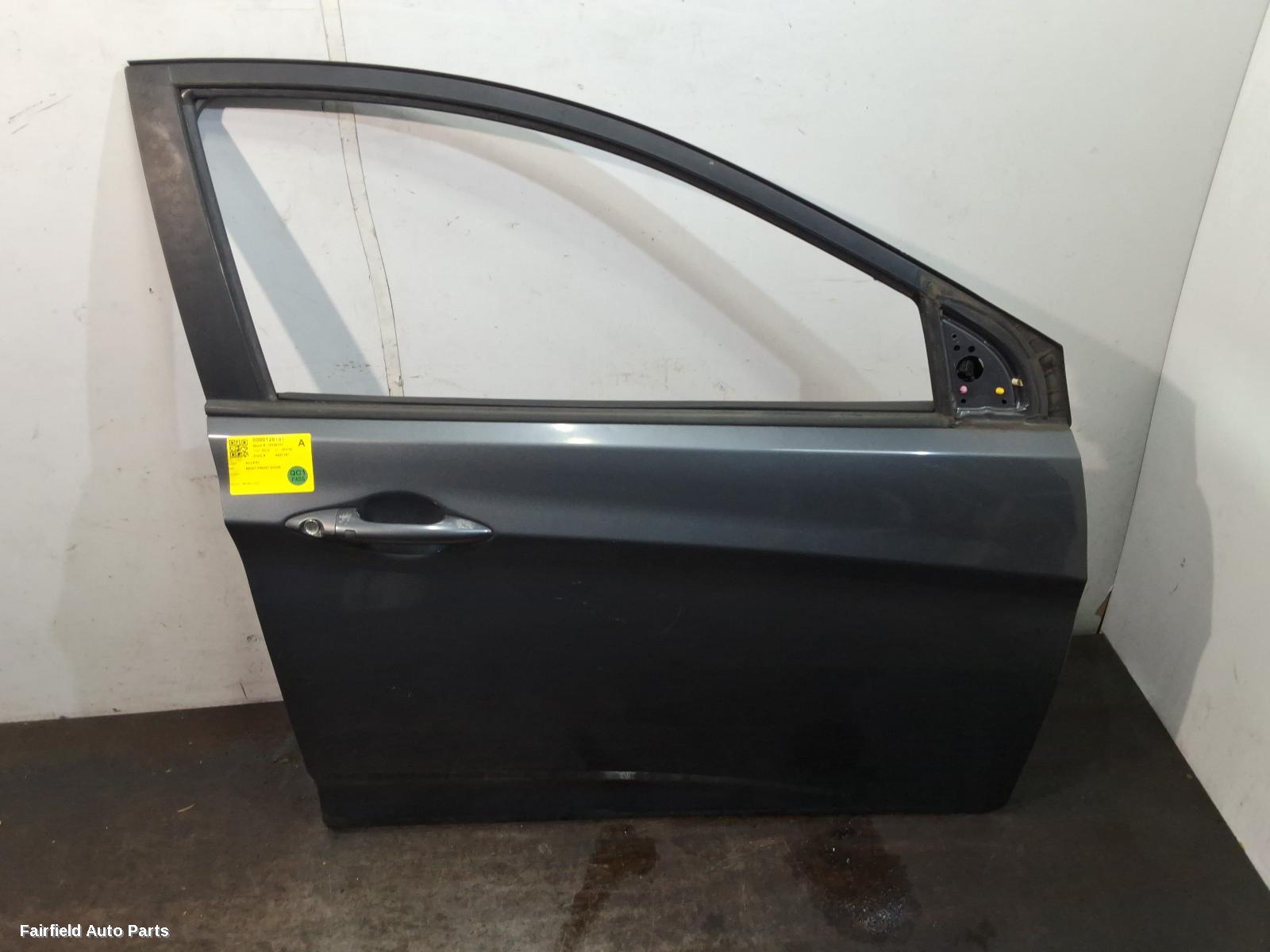 2011-2019 Hyundai Accent Right Front Door