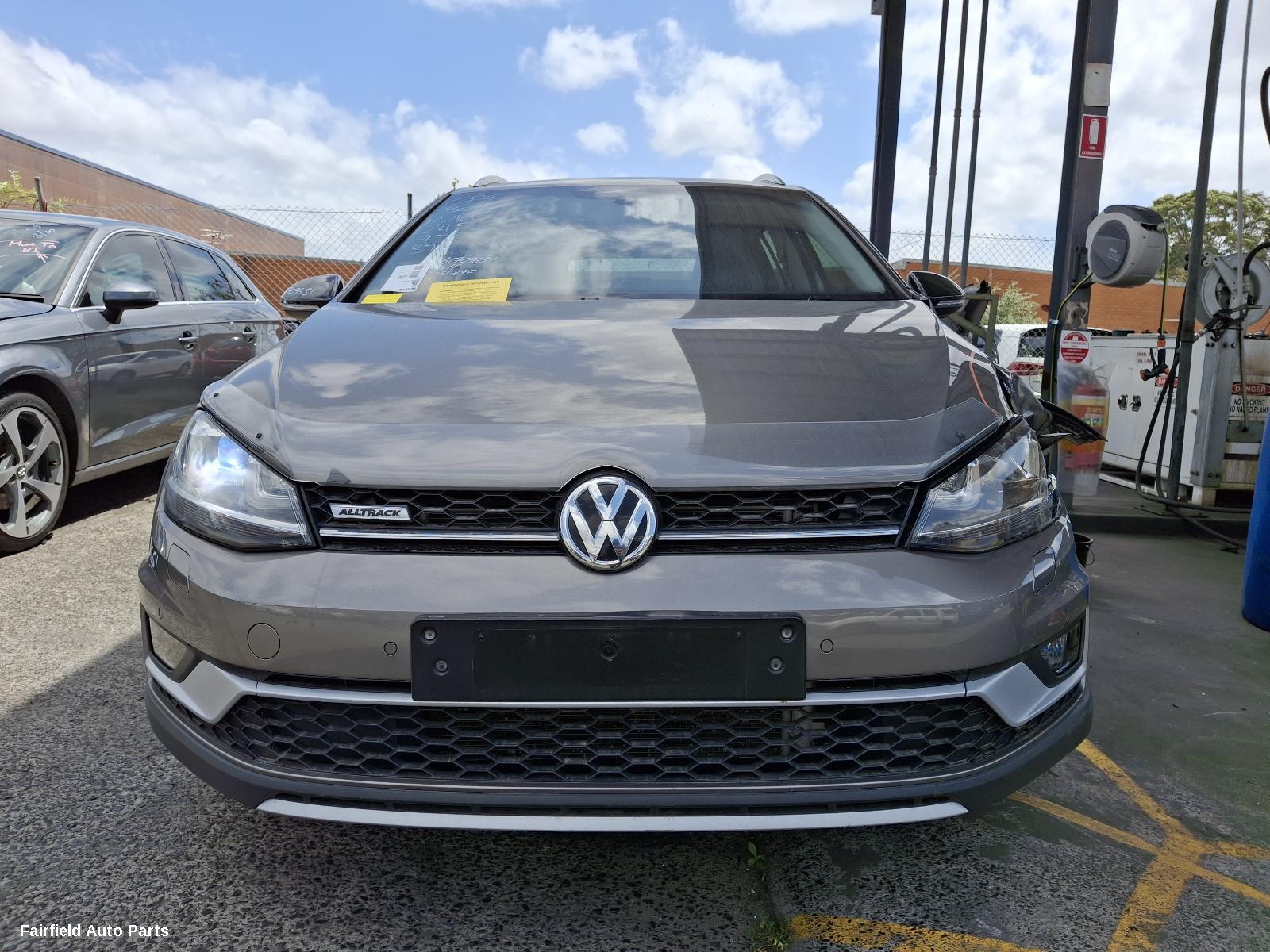 2016 Volkswagen Golf Seatbelt Stalk