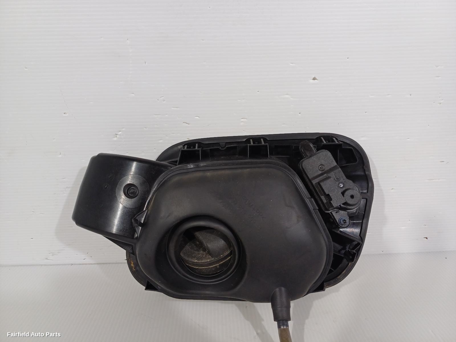 2020-2025 Volkswagen T-cross Fuel Door   Filler
